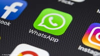 दुनिया भर में Whatsapp, Facebook कई घंटे रहा ठप्प